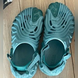 Authentic salehe bembury crocs Teal Size M7/W9